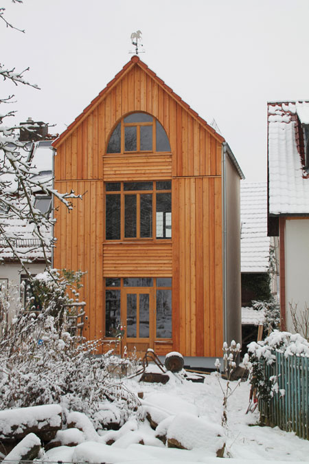 ansicht des holzhauses