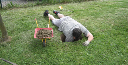 ein fundamentloch wird gegraben