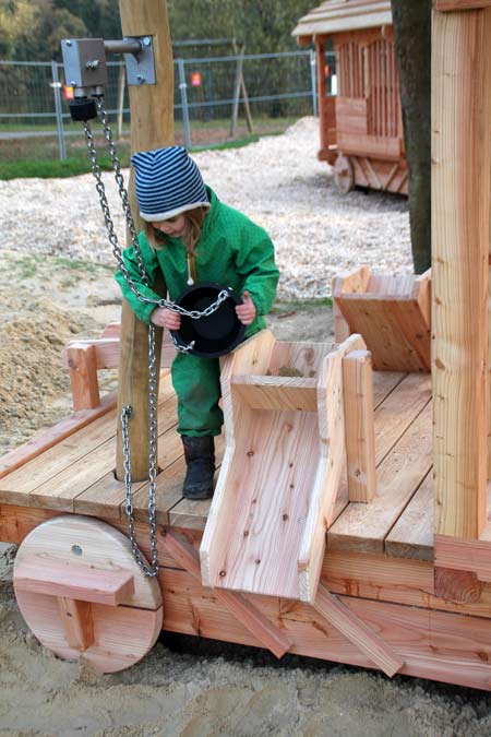 Sandaufzug Holzeisenbahn