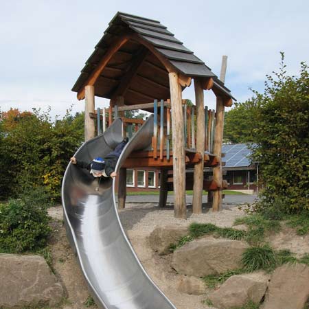 Rutscheturm Spielplatz Walburg