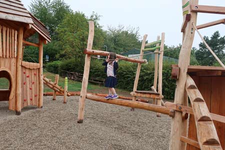 Balancierstange aus Robinienholz