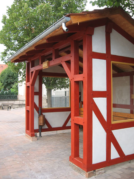 Wartehäuschen Fachwerk