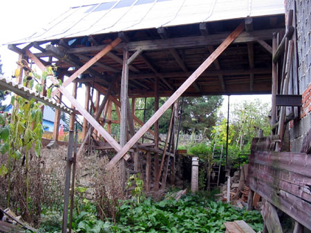 Scheune vor Reperatur